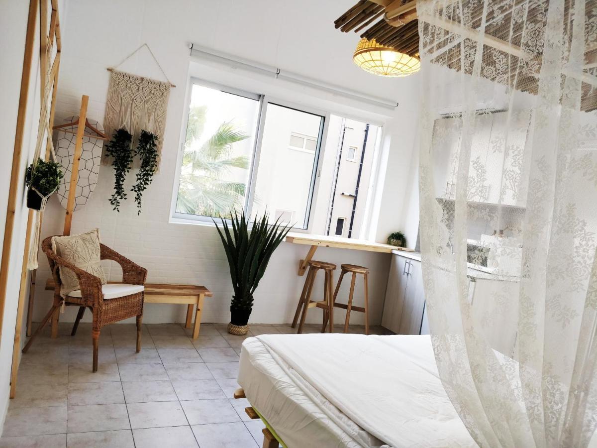 1000Nights Sea-Hut Apartment Tel Aviv Bagian luar foto