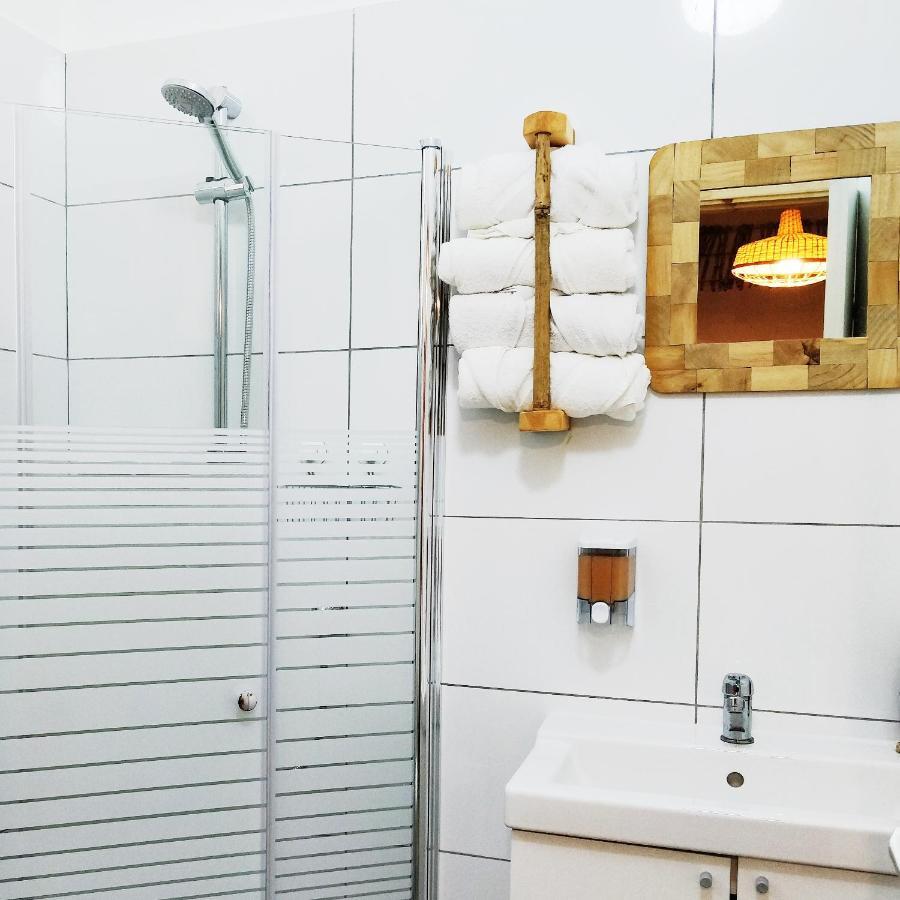 1000Nights Sea-Hut Apartment Tel Aviv Bagian luar foto
